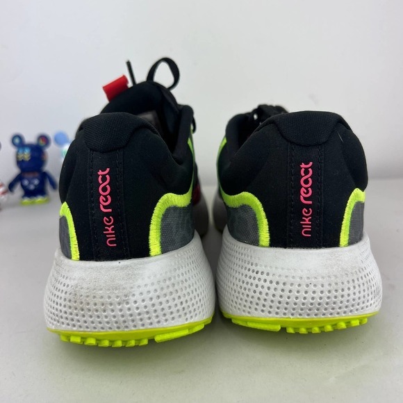 Nike React Escape Run Street Gray Hyper Pink Running Shoes Womens Size: 8.5 - Picture 5 of 9